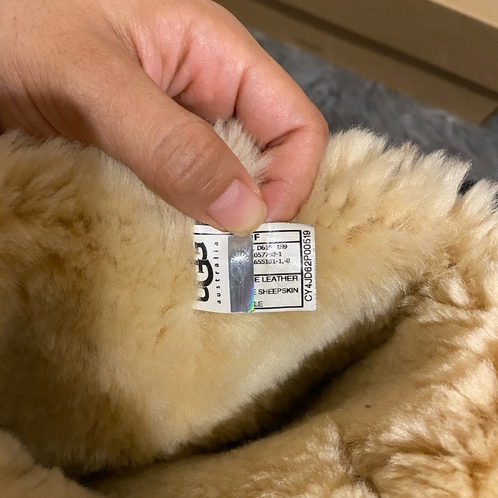 Authentic Bailey Button Triplet Ii Boot - image 5